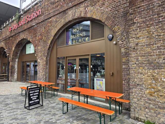 Image of Hop Burns & Black (Deptford)